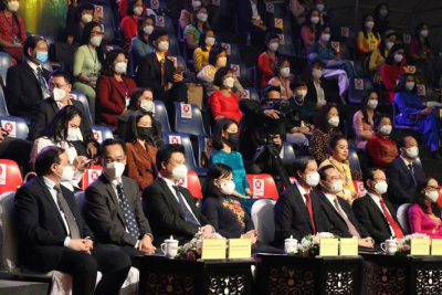 “Thay lời tri ân” năm 2021: Gieo mầm hôm nay đem lại trái ngọt tương lai
