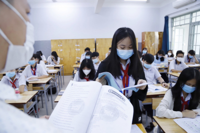Ôn tập thi tốt nghiệp THPT: Chú trọng ngân hàng đề ôn tập