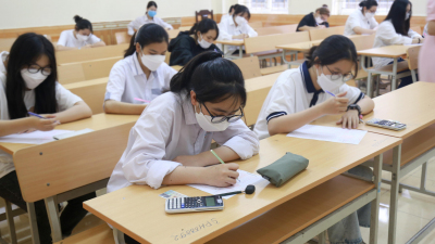 Học sinh tham dự kì thi tốt nghiệp THPT 2021 (Ảnh minh họa)