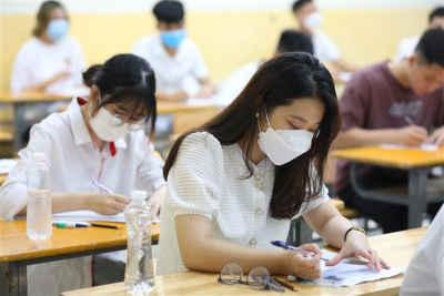 Phổ điểm thi tốt nghiệp THPT 2023 khối C (Ngữ văn, Lịch sử, Địa lí)
