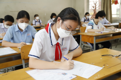 Nếu các giáo viên không trung thực, tự giác, có trách nhiệm với chính công việc của mình, thì người chịu thiệt thòi sẽ là học sinh (Ảnh minh hoạ).