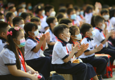 Nghịch lý giảm hơn 48 nghìn giáo viên nhưng tăng 2,5 triệu học sinh