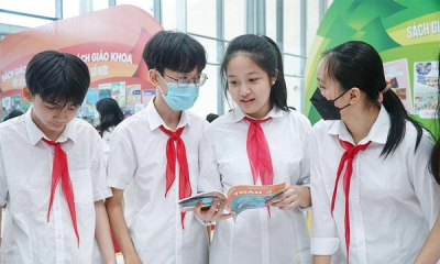 Hoàn thiện nghị quyết về học phí, phương án mua sách giáo khoa cho học sinh mượn