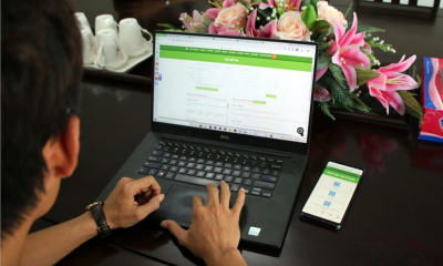 Giáo viên trường THPT Nguyễn Du, TP HCM, tập huấn về phương pháp, kỹ năng dạy trực tuyến, tháng 2/2020. Ảnh: THPT Nguyễn Du