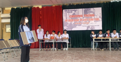 Tiết học Lịch sử, Trường THPT Văn Giang (huyện Văn Giang, tỉnh Hưng Yên). Ảnh NVCC.