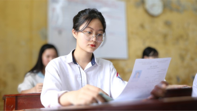 Kỳ thi tốt nghiệp THPT 2023: Đề thi và đáp án gợi ý môn Toán