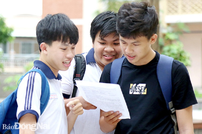 Thí sinh tham gia Kỳ thi THPT quốc gia năm 2019 tại Trường THPT Ngô Quyền (TP.Biên Hòa). Ảnh: C.Nghĩa
