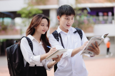Công bố đề tham khảo thi tốt nghiệp THPT; dự thảo quy chế tuyển sinh THCS và THPT
