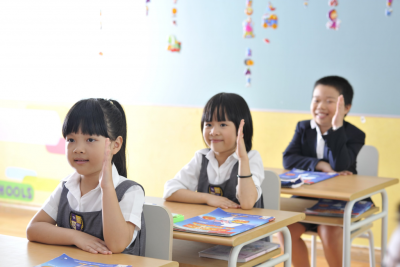 "Phổ cập" tiếng Anh như thế nào?