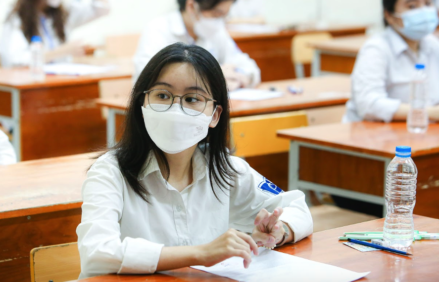 Có thi trắc nghiệm môn Ngữ văn?