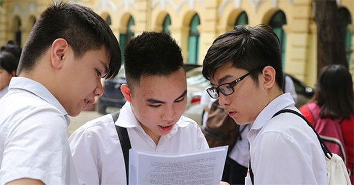 Đề cương vẫn là nỗi kinh hoàng của học sinh trước mỗi kì kiểm tra