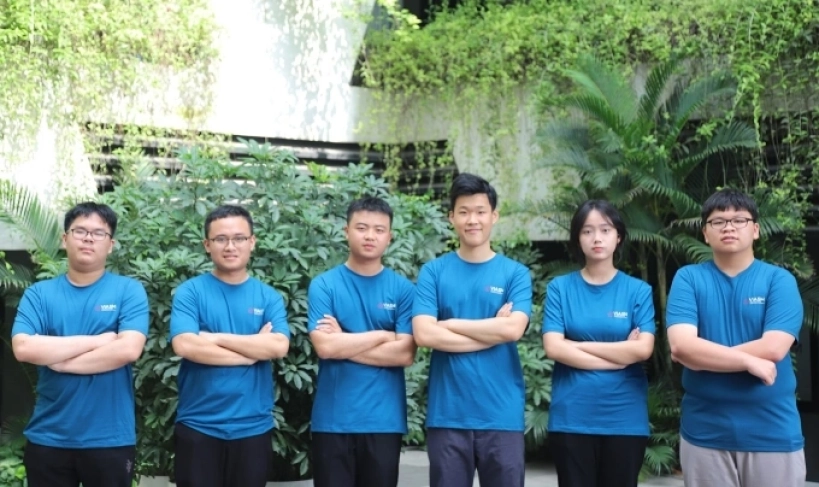 Đội tuyển IMO Việt Nam năm 2025. Ảnh: Fanpage Viện Nghiên cứu cao cấp về Toán - VIASM