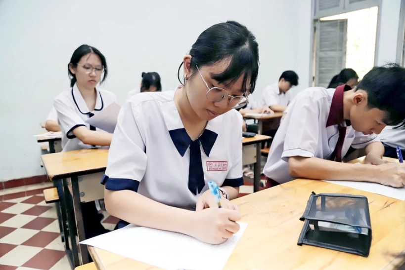 Đề thi văn học sinh giỏi ở TP.HCM: Thí sinh giải 'Captcha' trước khi làm bài