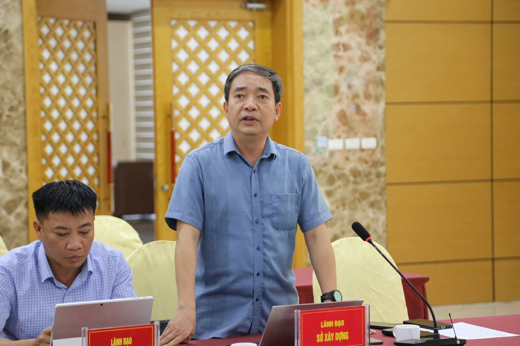 Ông Bùi Hồng Minh, Phó Giám đốc Sở Xây dựng tỉnh Quảng Ninh, thông tin về đề án sử dụng xe buýt điện đưa đón học sinh, chiều 29/7.