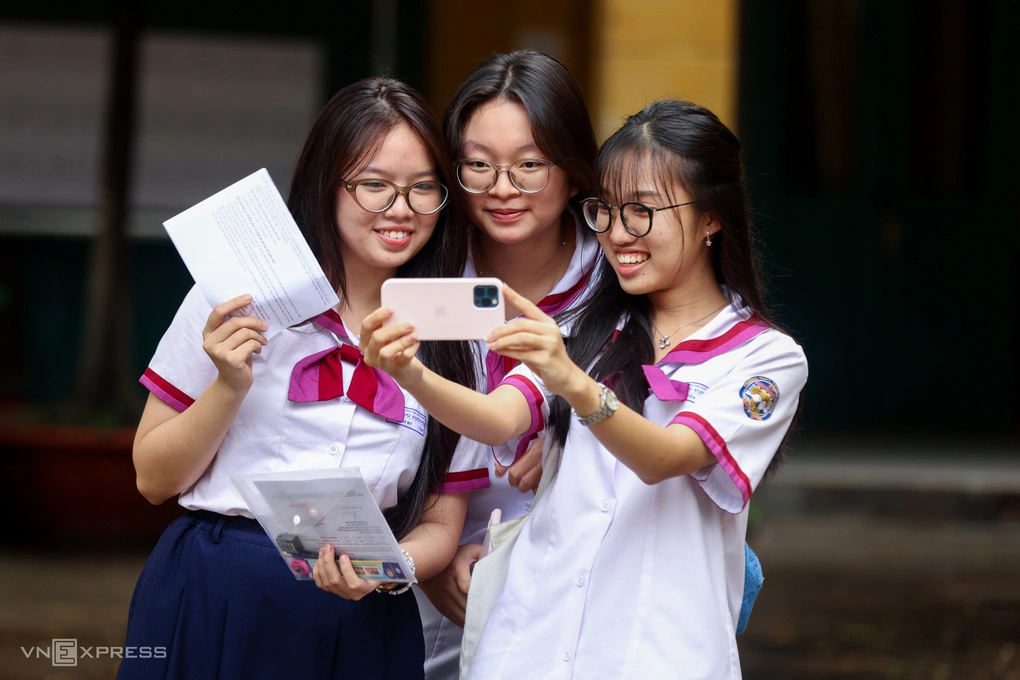 Học sinh thi tốt nghiệp tại TP HCM, tháng 6/2026.
