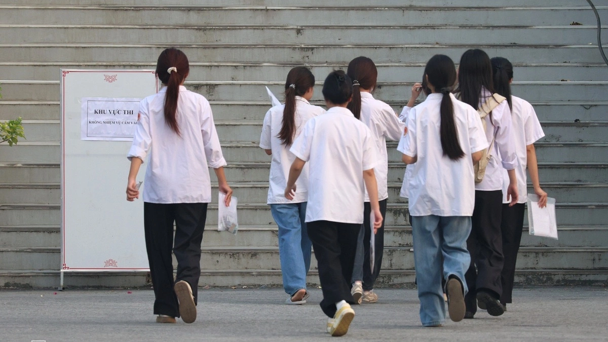 Thêm nhiều học sinh chuyên Tuyên Quang đỗ trường Y, Luật