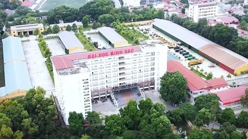 Khuôn viên trường Đại học Kinh Bắc.