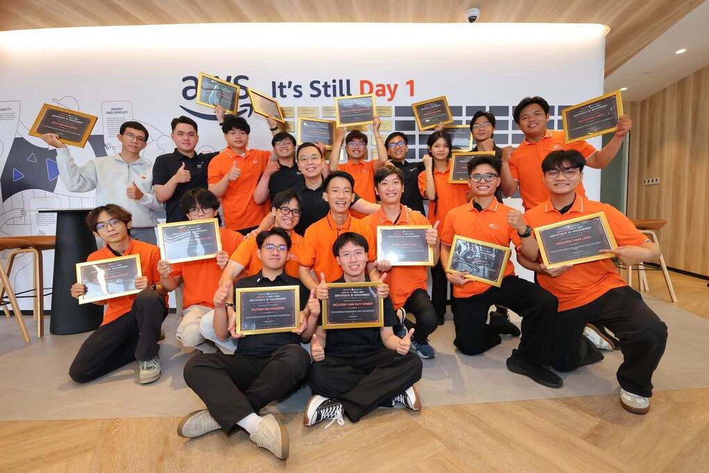 Sinh viên trường Đại học FPT tại Agentic AI Build Week 2026.