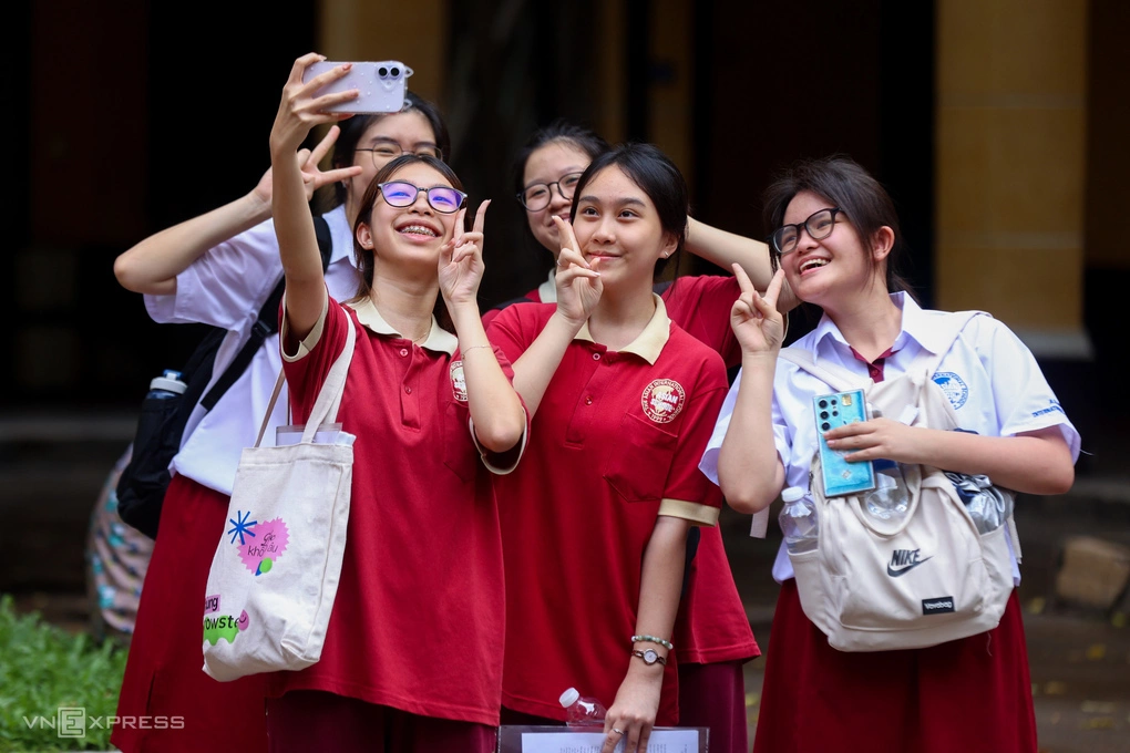 Học sinh thi tốt nghiệp tại TP HCM, tháng 6/2026.