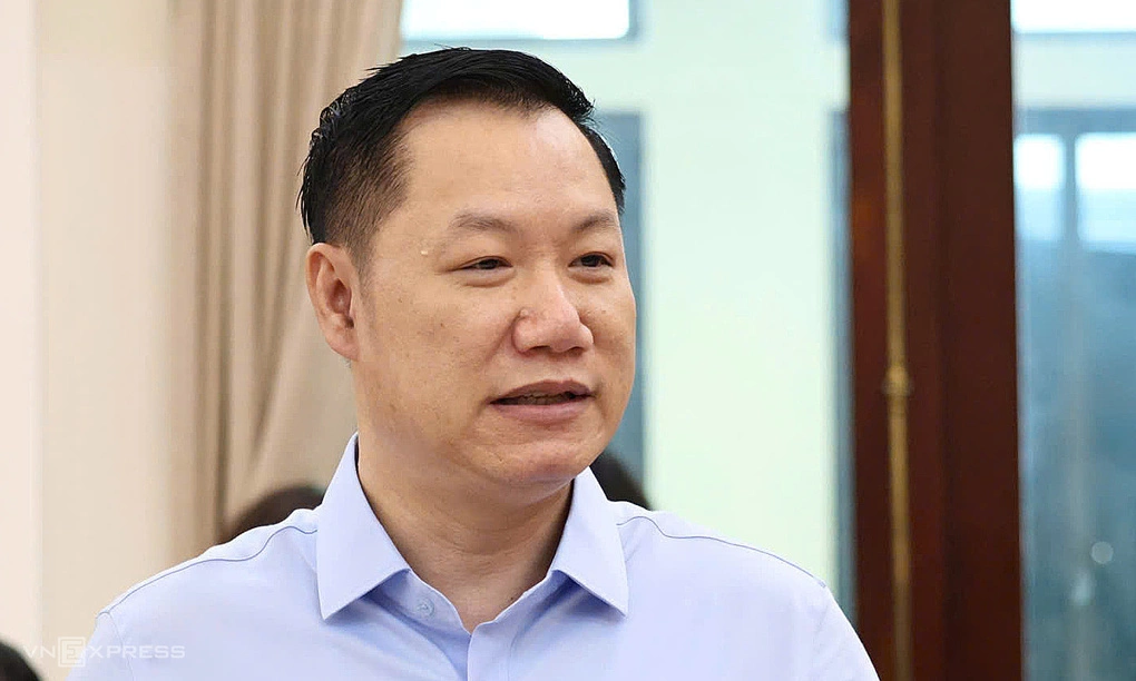 GS Nguyễn Tiến Thảo trả lời tại họp báo, sáng 5/8.