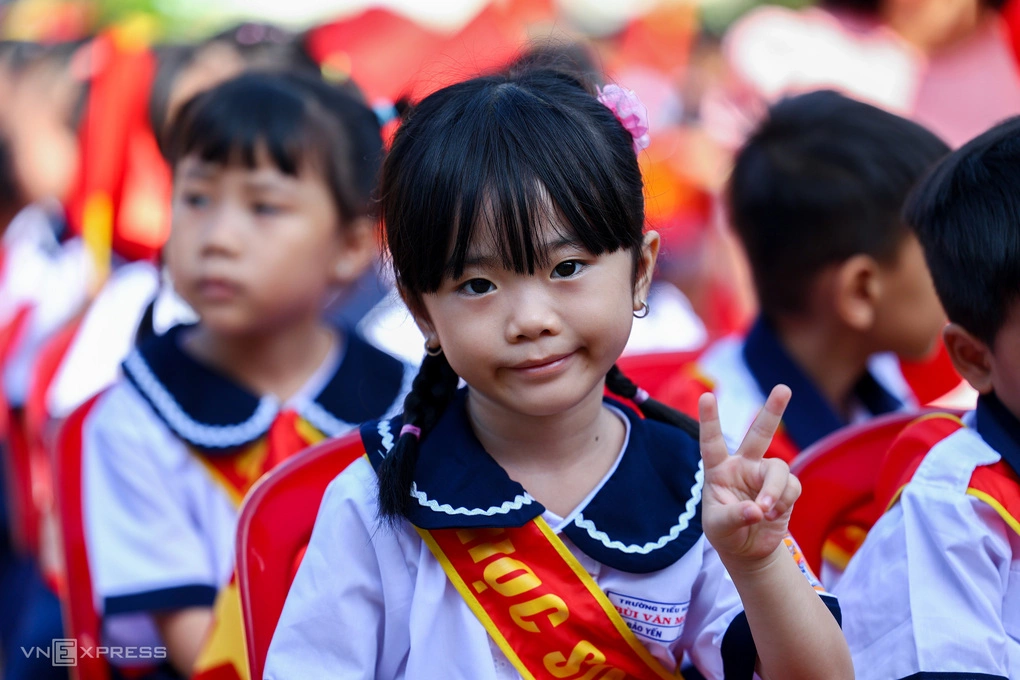 Học sinh trường Tiểu học Bùi Văn Mới, phường Phước Long, TP HCM, trong ngày khai giảng, tháng 9/2025.