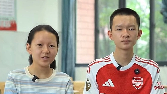 'Nhảy cóc' hai lớp để thi đại học, nữ sinh gây sốt vì đỗ trường danh tiếng