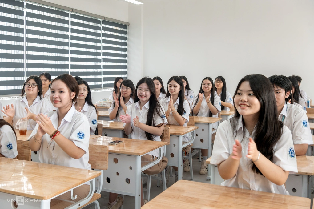 Học sinh trường THPT Hoàng Quán Chi, phường Yên Hòa, Hà Nội, tháng 8/2026.