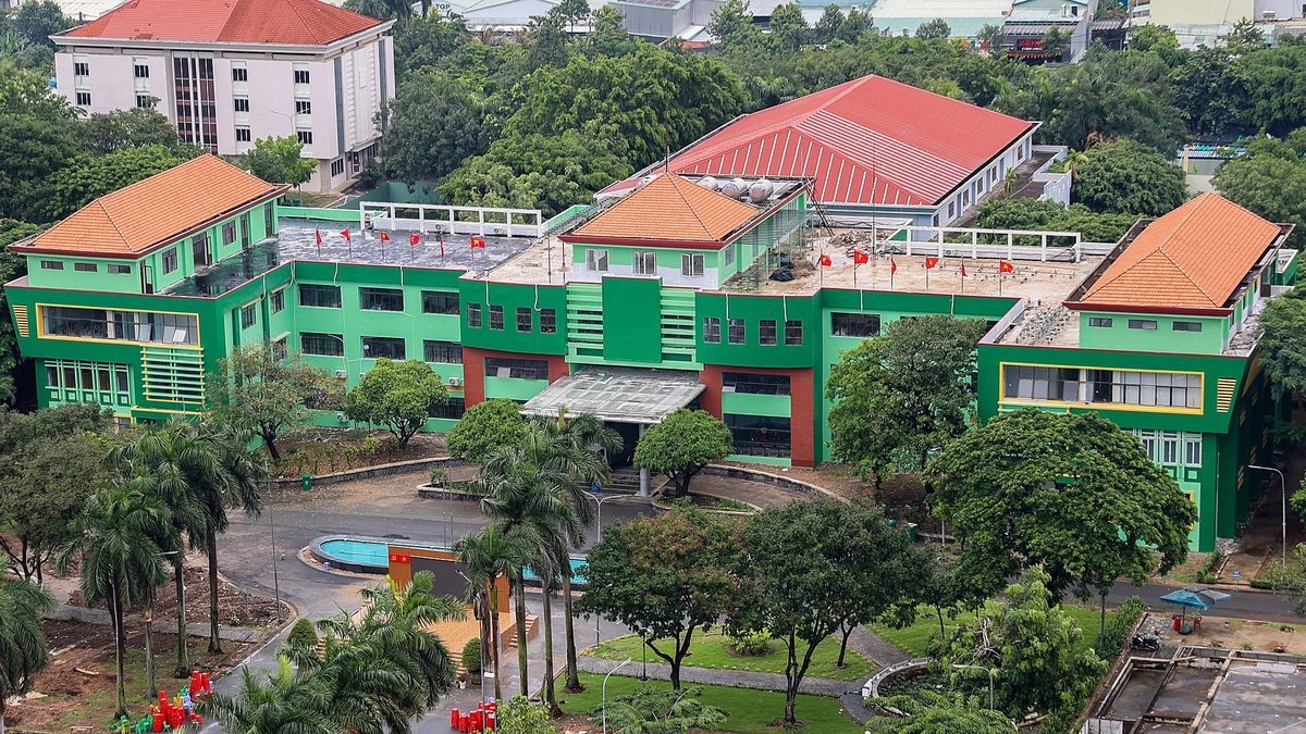 Trụ sở cũ 'lột xác' thành trường ba cấp học ở TP HCM