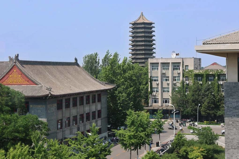 Một góc khuôn viên Đại học Bắc Kinh, Trung Quốc.