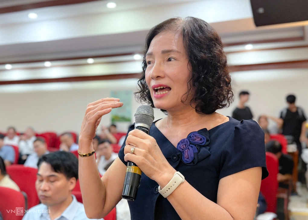 Bà Nguyễn Thị Thu Hà, Phó hiệu trưởng trường Đại học Thăng Long, tại tọa đàm chiều 21/9.