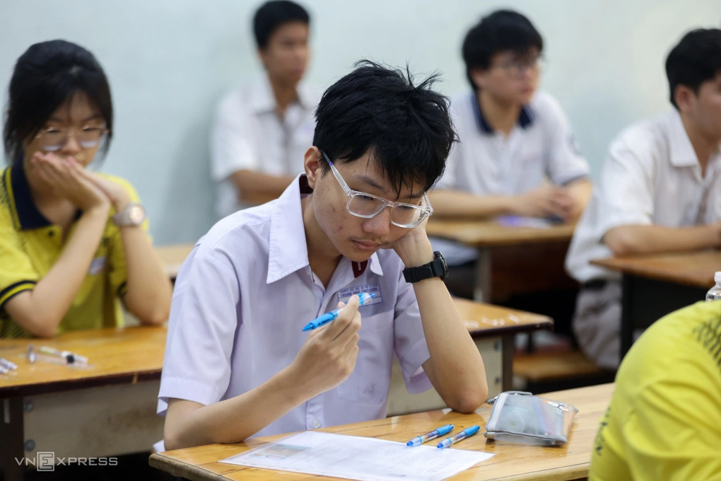 Học sinh thi tốt nghiệp tại TP HCM, tháng 6/2026.