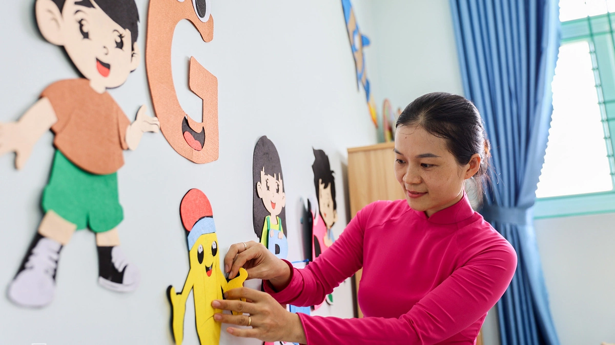 Trường học hối hả chuẩn bị khai giảng sau sáp nhập
