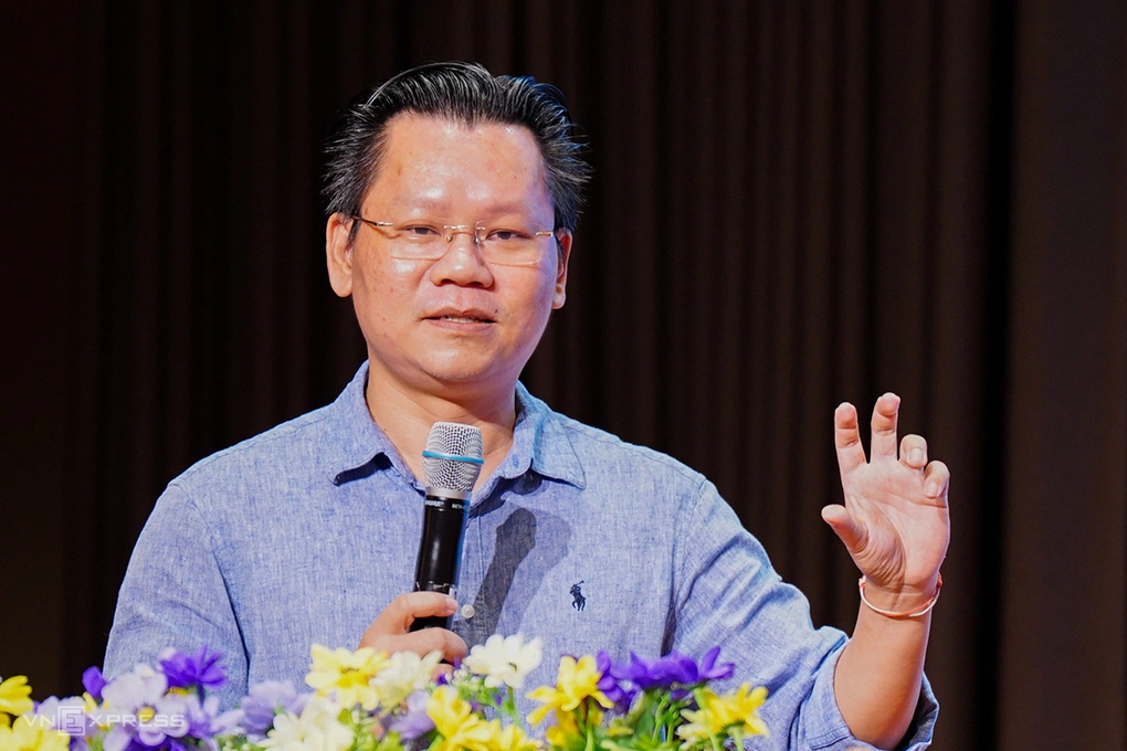 TS. Lê Văn Chung chia sẻ về ứng dụng DTU AI Exam Hub.