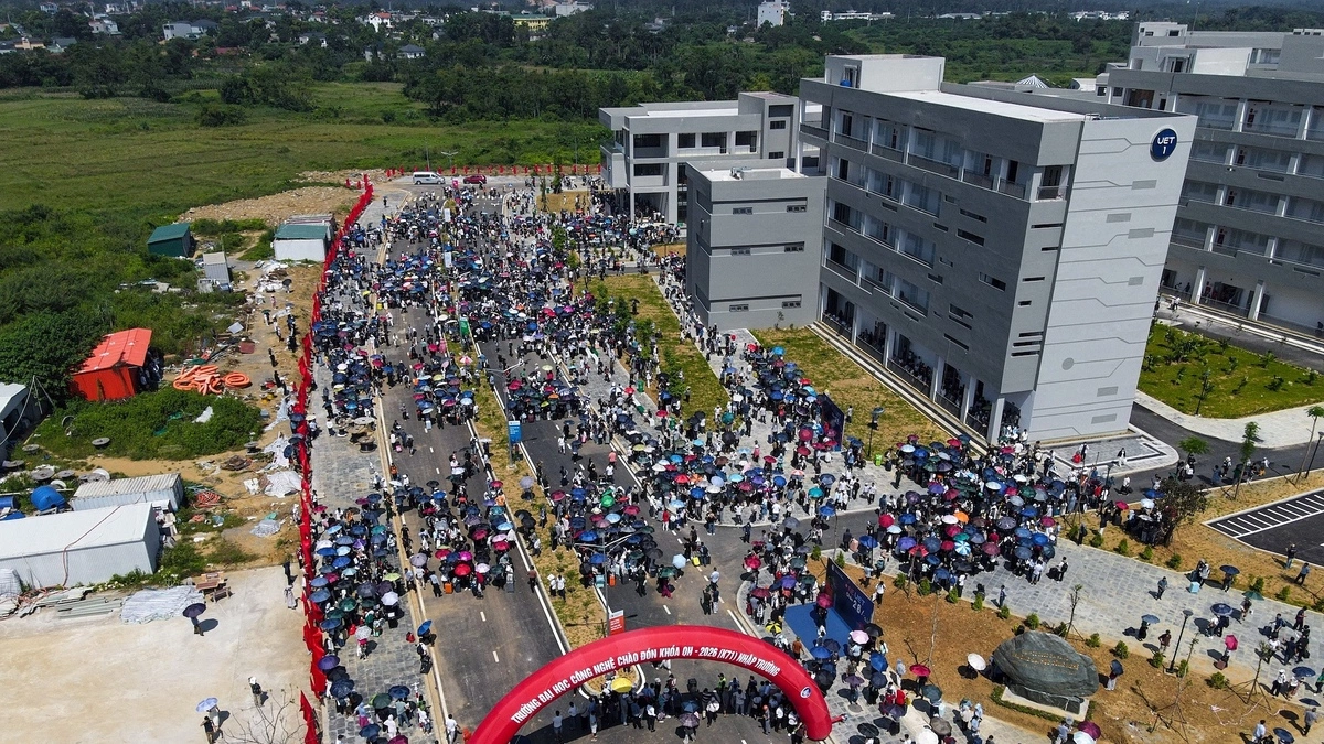 Tân sinh viên ĐH Công nghệ học cả 4 năm tại Hòa Lạc