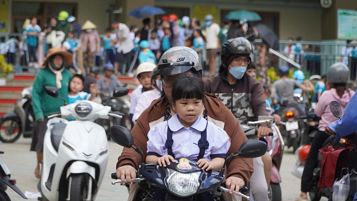 Hai lý do khiến loạt trường ở TP HCM 'nghẽn' bán trú