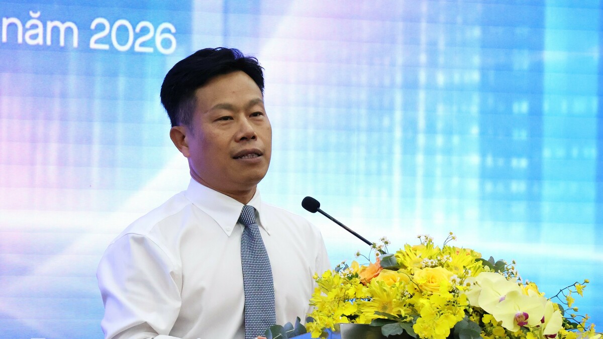 Thứ trưởng Lê Quân: Cử nhân giỏi, xuất sắc nhiều nhưng khó làm việc