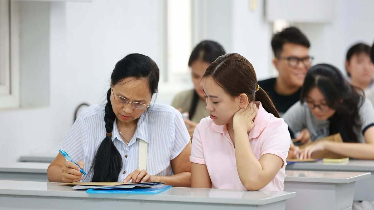 Hai lý do khiến ngành Luật 'hụt hơi'