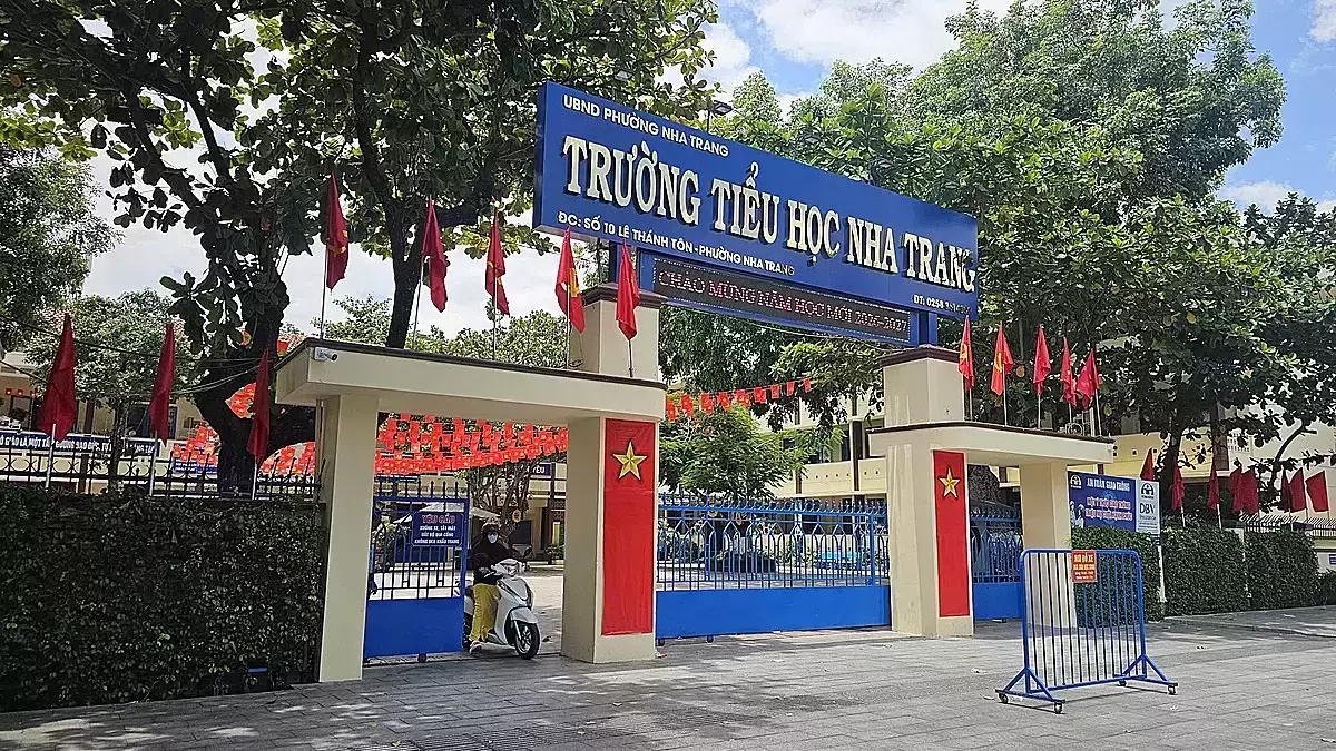 Rà soát 114 'siêu trường' có hơn 100 lớp sau sáp nhập