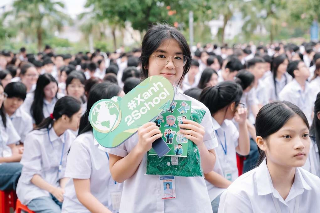 Học sinh Trường THPT Sông Công (Thái Nguyên) khám phá sân chơi hùng biện - tranh biện về môi trường cùng những đổi mới của Tiếng nói Xanh mùa 4.