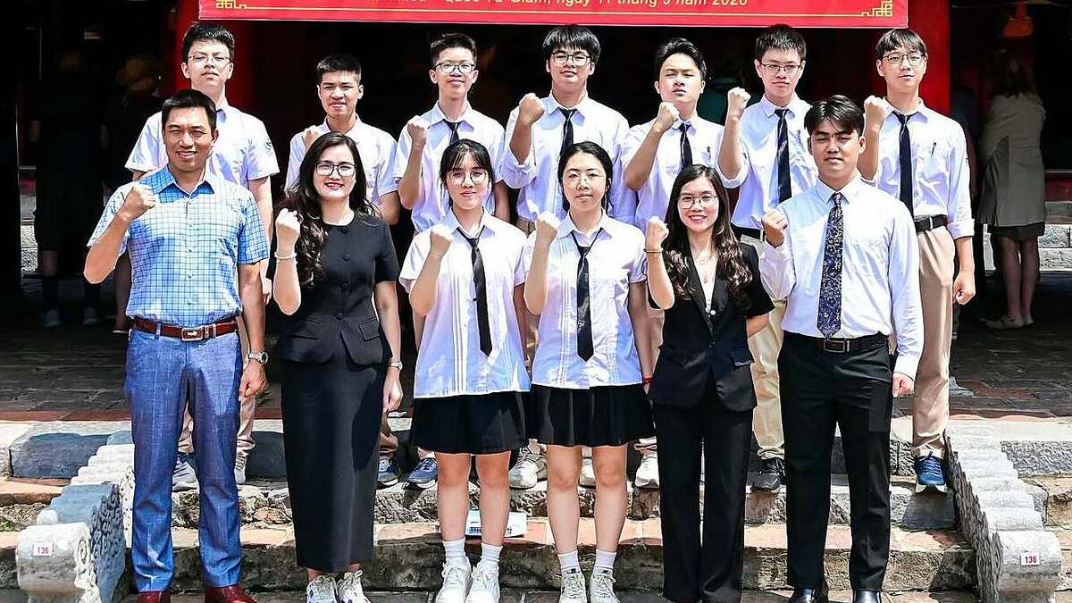 37 thí sinh giành ngôi thủ khoa học sinh giỏi của Hà Nội