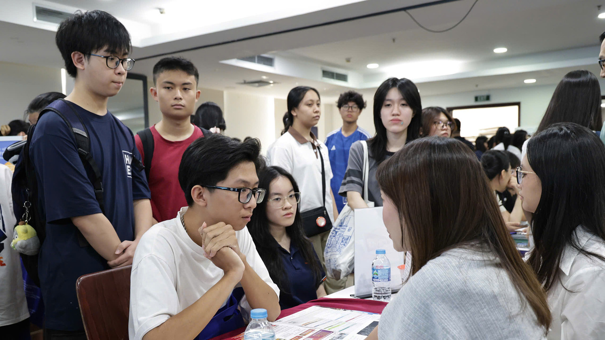 Nhiều học sinh Việt từ bỏ 'giấc mơ Mỹ'