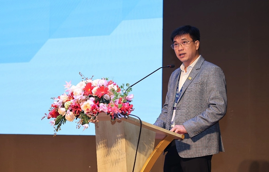 PGS.TS. Bùi Quang Hùng - Giám đốc UEH phát biểu khai mạc Hội nghị -