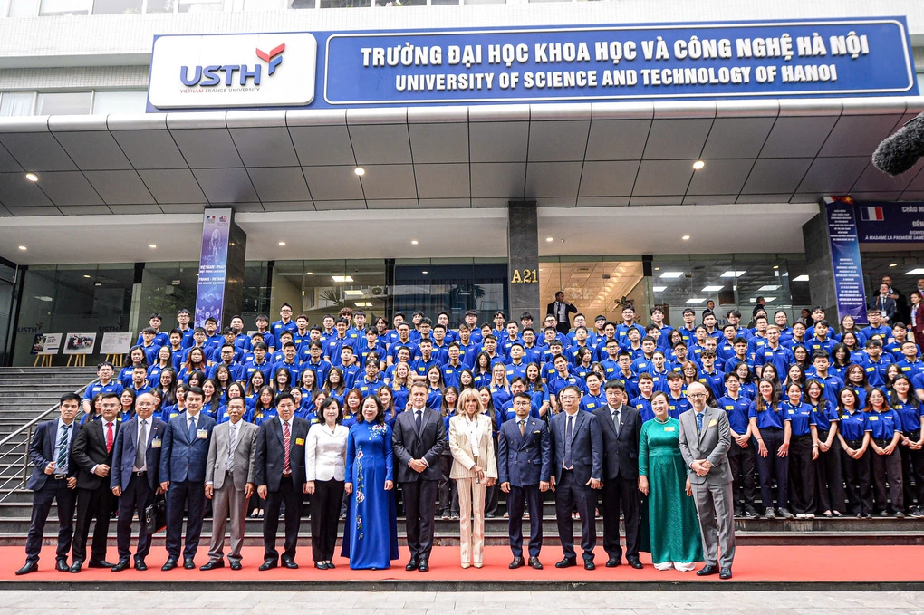 USTH đón Tổng thống Pháp Emmanuel Macron và Phó chủ tịch nước Việt Nam Võ Thị Ánh Xuân năm 2025.