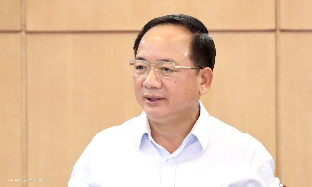 Ông Trịnh Văn Quyết phát biểu tại hội nghị chiều 13/10.