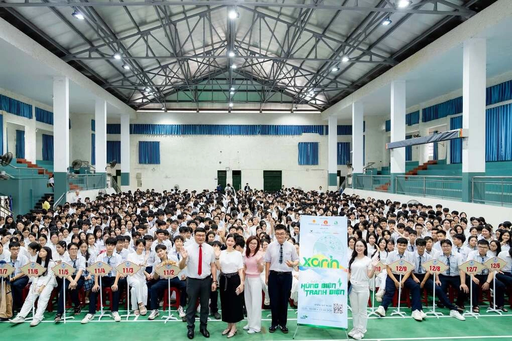 Tiếng nói Xanh mùa 4 đến Trường THPT Nguyễn Huệ (Huế).