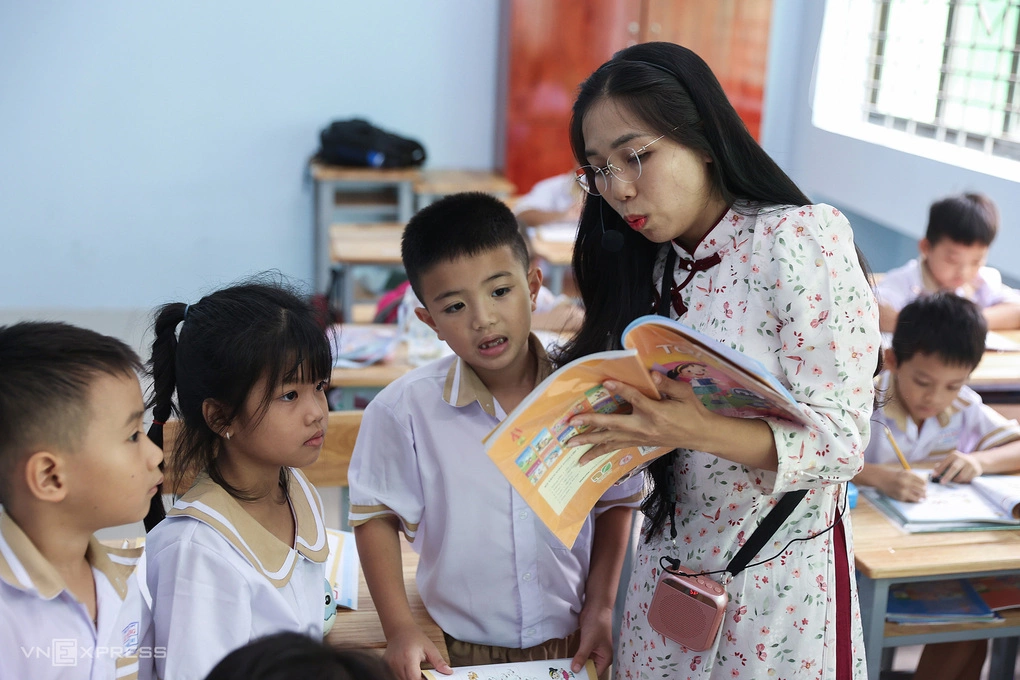 Học sinh, giáo viên trường TH-THCS-THPT Lê Thị Riêng, TP HCM, trong giờ học tháng 9/2026. Ảnh minh họa: Quỳnh Trần